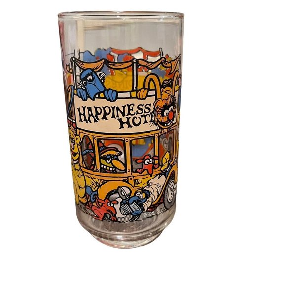 Vintage McDonalds 1981 The Great Muppet Caper Happiness Hotel Glass Tumbler VGC - Picture 1 of 9
